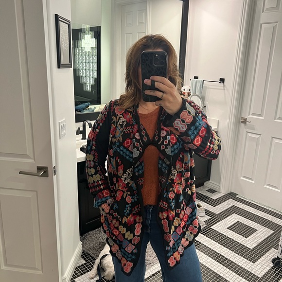 Johnny Was Short Wrap Embroidered Tencel NWOT - Picture 7 of 7